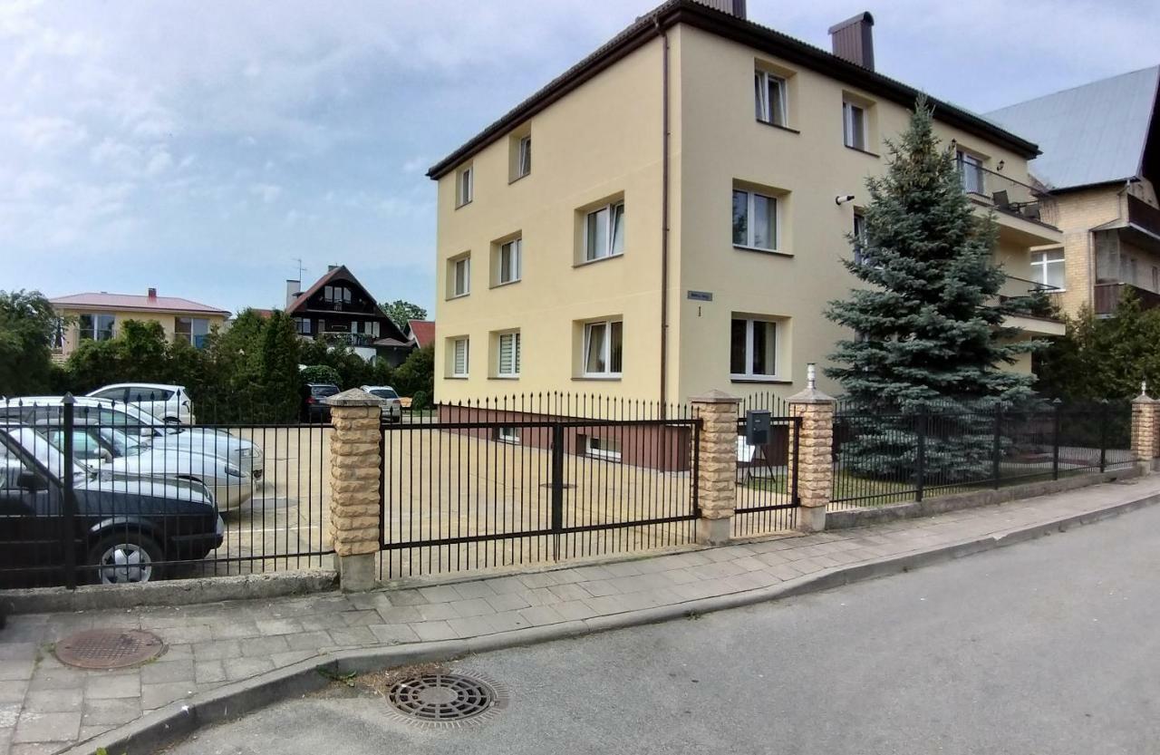 Hotel Poilsis Palangoje Pas Daiva Połąga Zewnętrze zdjęcie